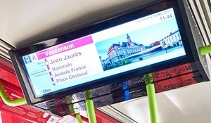 [Translate to English:] Ecrans d'informations voyageurs dans les trams